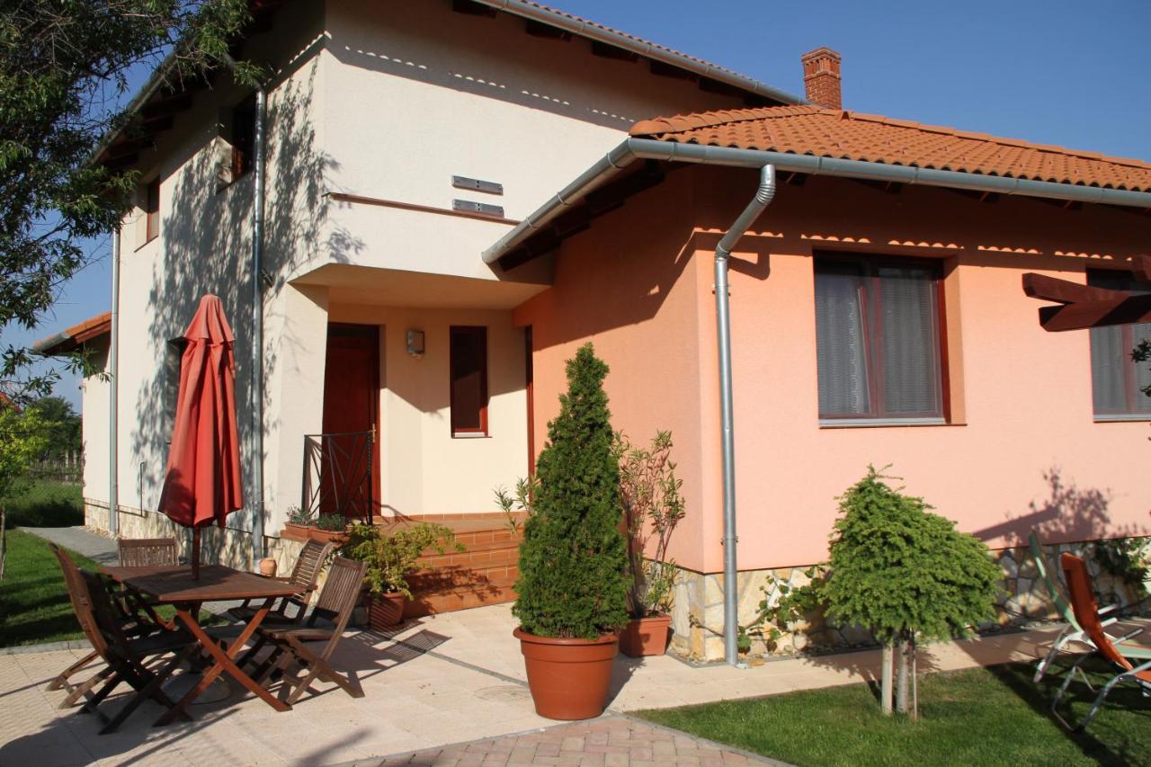 Apartament Simon Vendeghaz Balatongyoeroek Zewnętrze zdjęcie