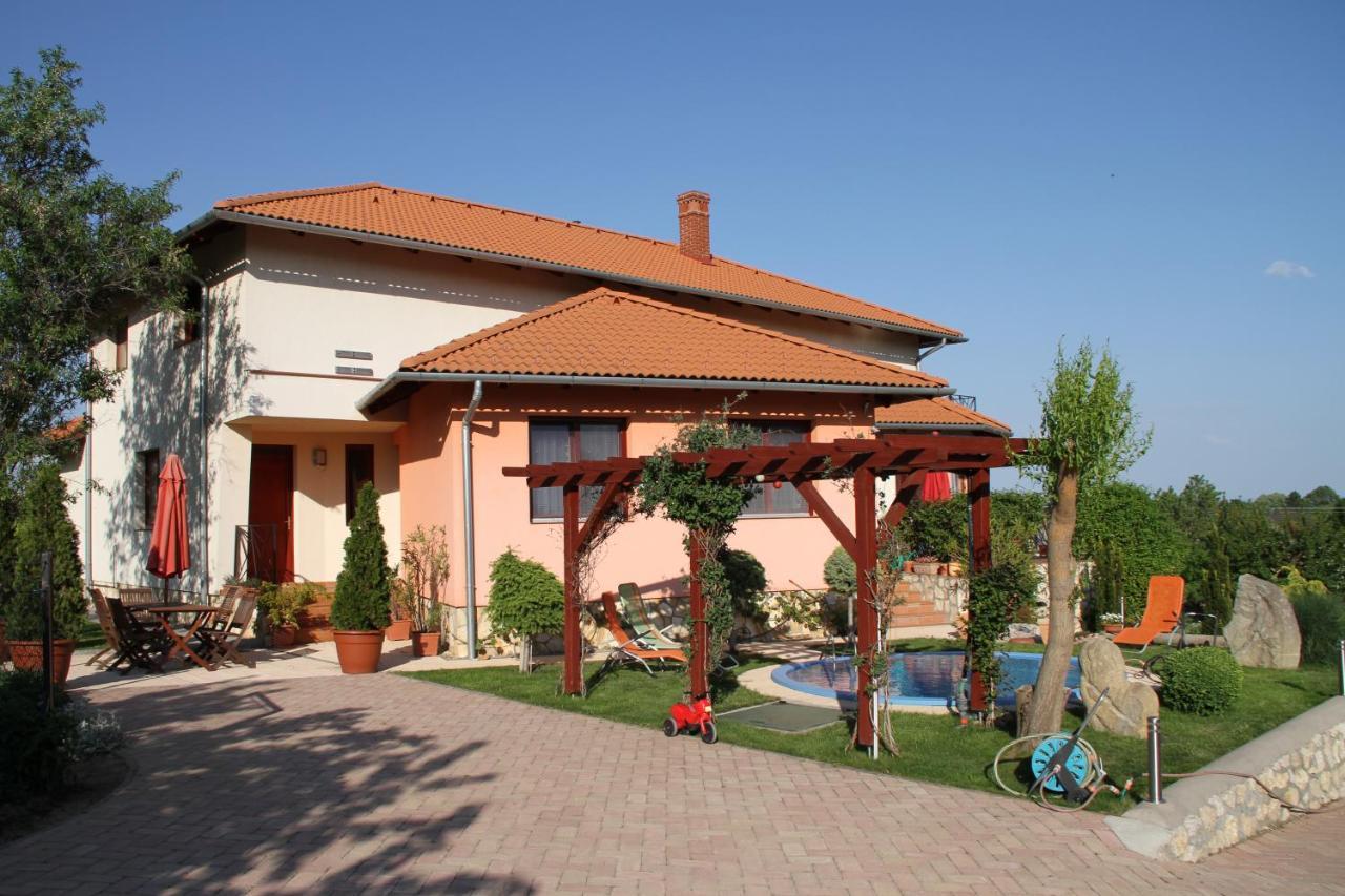 Apartament Simon Vendeghaz Balatongyoeroek Zewnętrze zdjęcie
